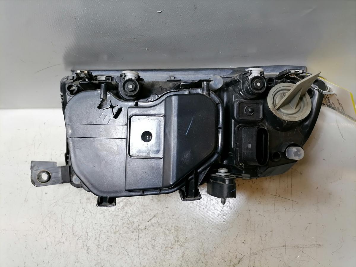 Skoda Fabia 1 6Y Scheinwerfer vorn rechts Halogen Schwarzer Hintergrund Zubeh&ouml;r Bj.2003